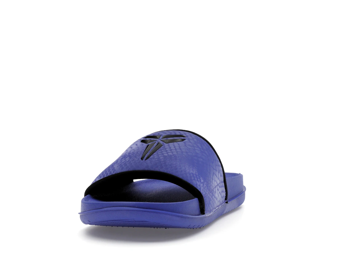Vue 12 de Nike Kobe Offcourt Slide Persian Violet
