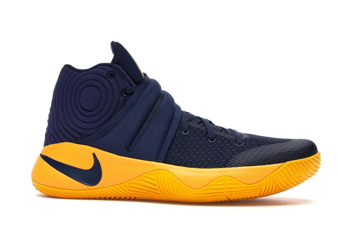 Vue 3 de Nike Kyrie 2 Cavs