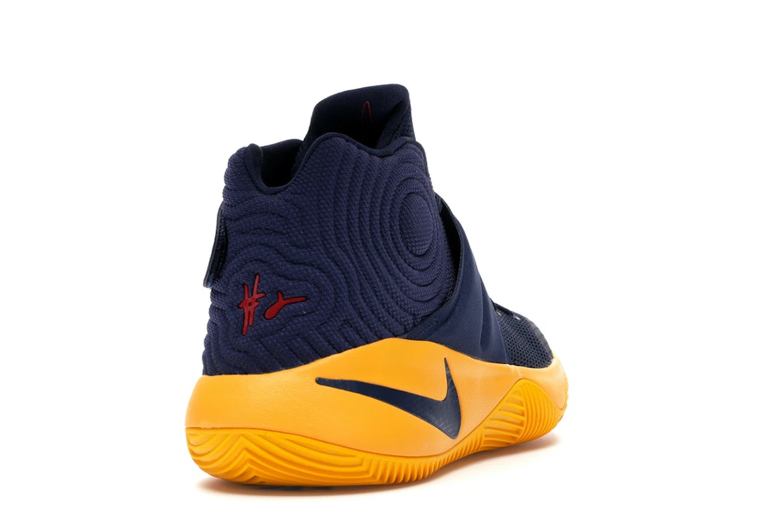 Vue 30 de Nike Kyrie 2 Cavs