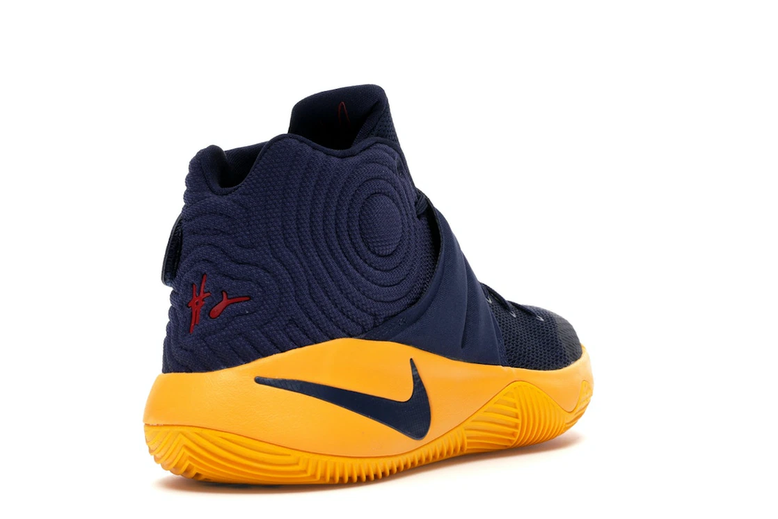 Vue 31 de Nike Kyrie 2 Cavs