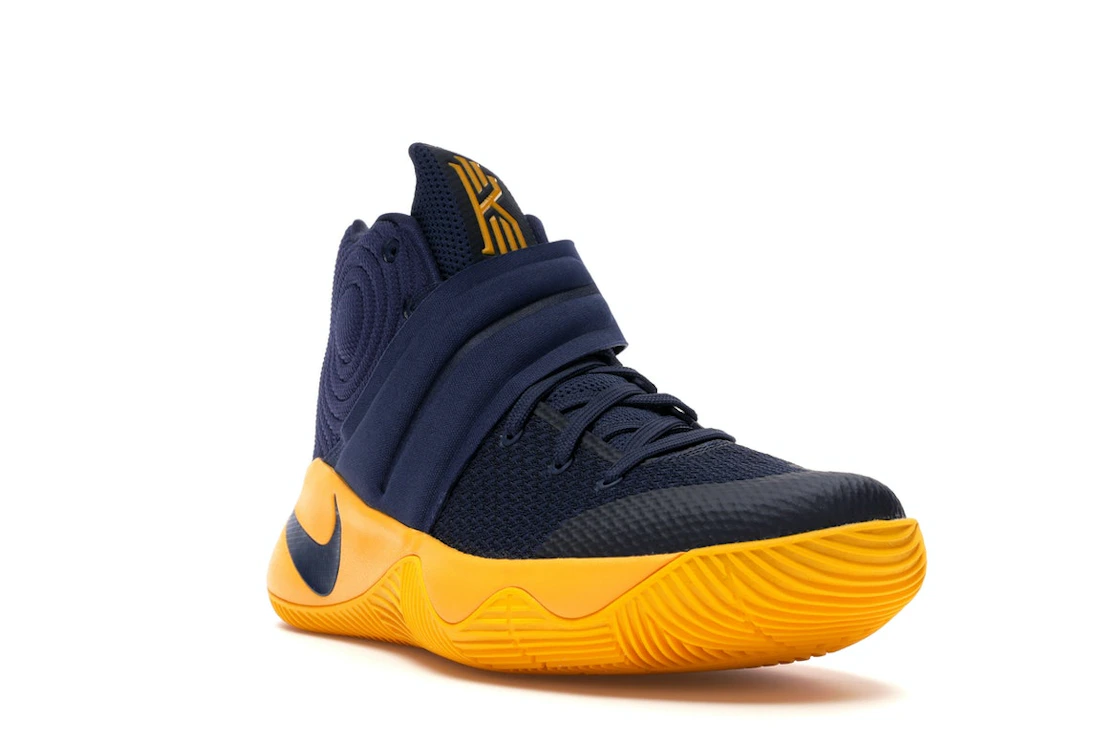 Vue 7 de Nike Kyrie 2 Cavs