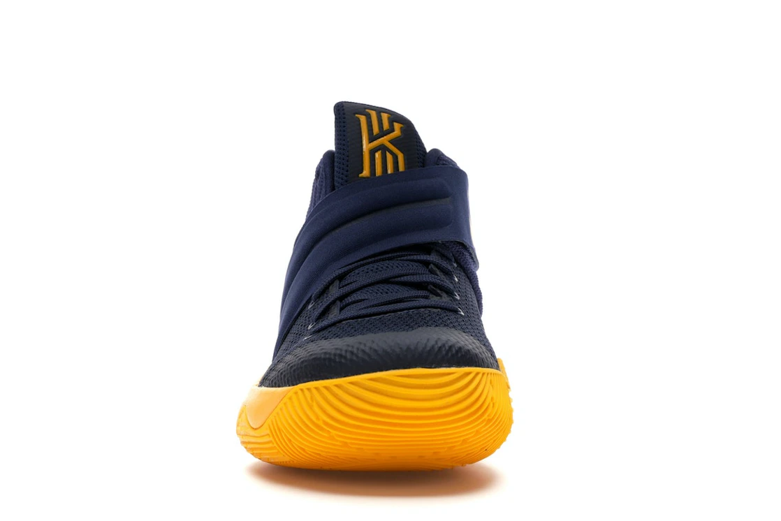 Vue 10 de Nike Kyrie 2 Cavs