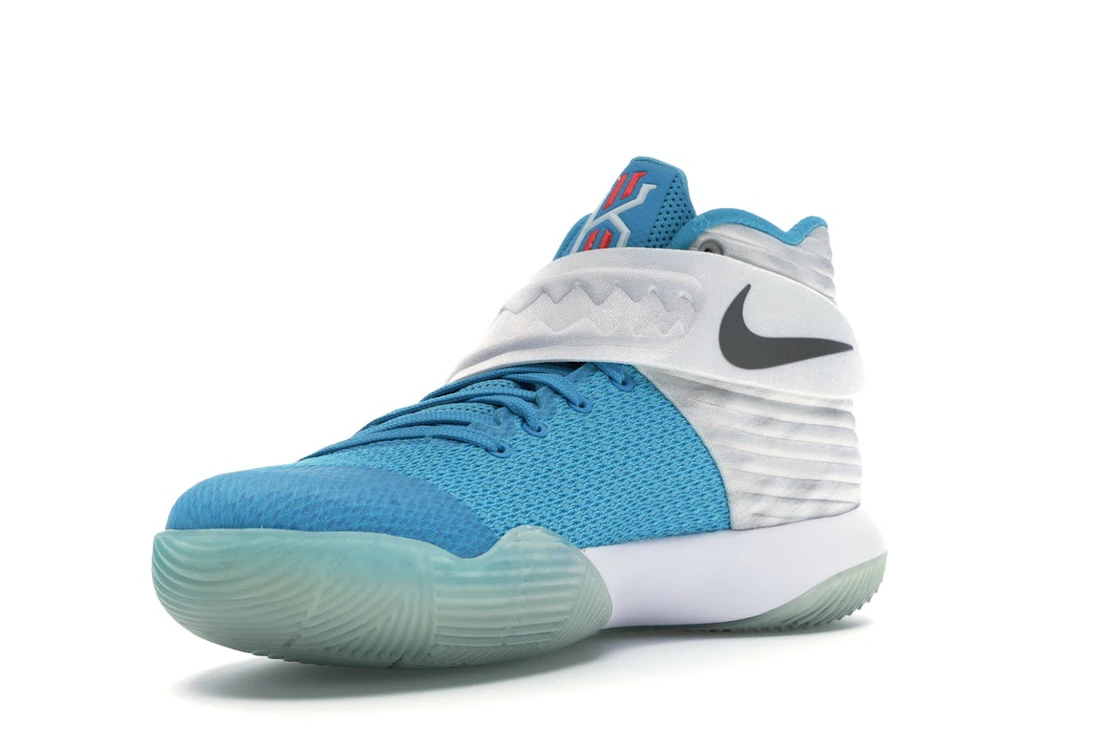Vue 14 de Nike Kyrie 2 Christmas