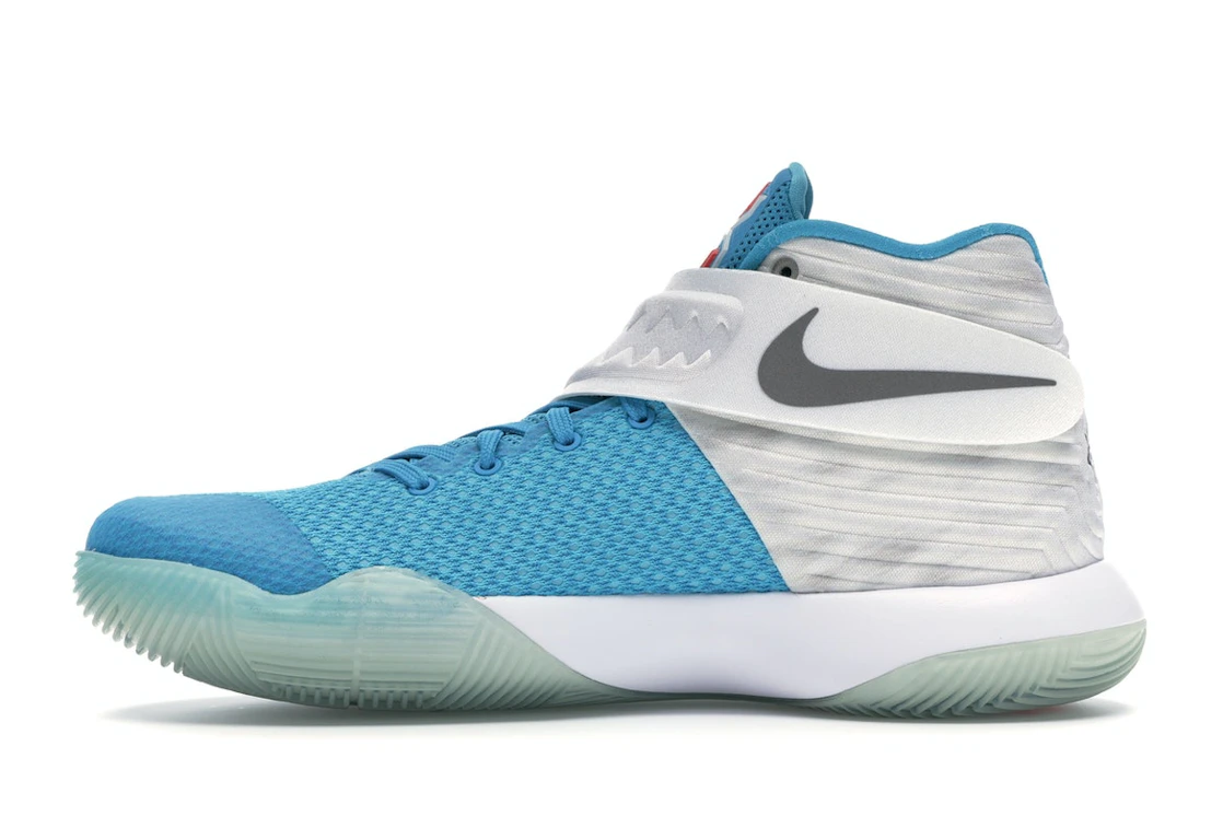 Vue 19 de Nike Kyrie 2 Christmas