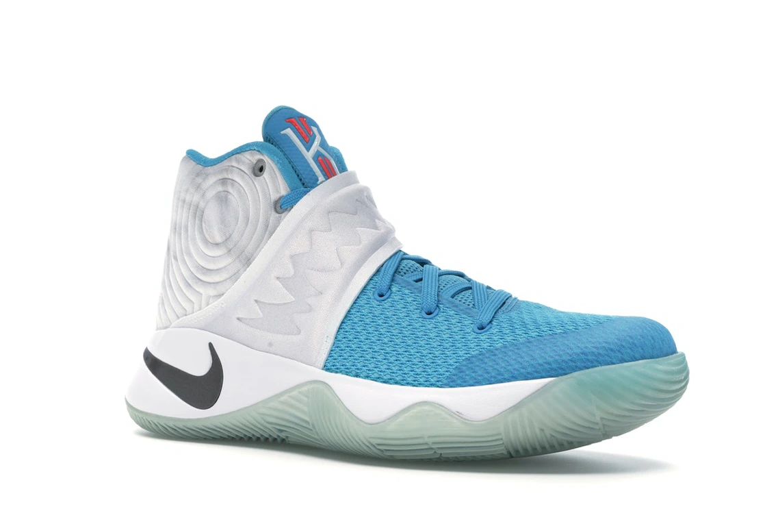 Vue 5 de Nike Kyrie 2 Christmas