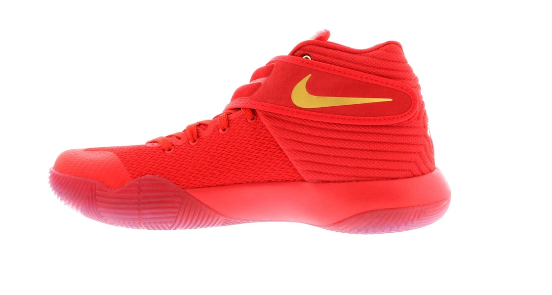 Vue 14 de Nike Kyrie 2 Gold Medal