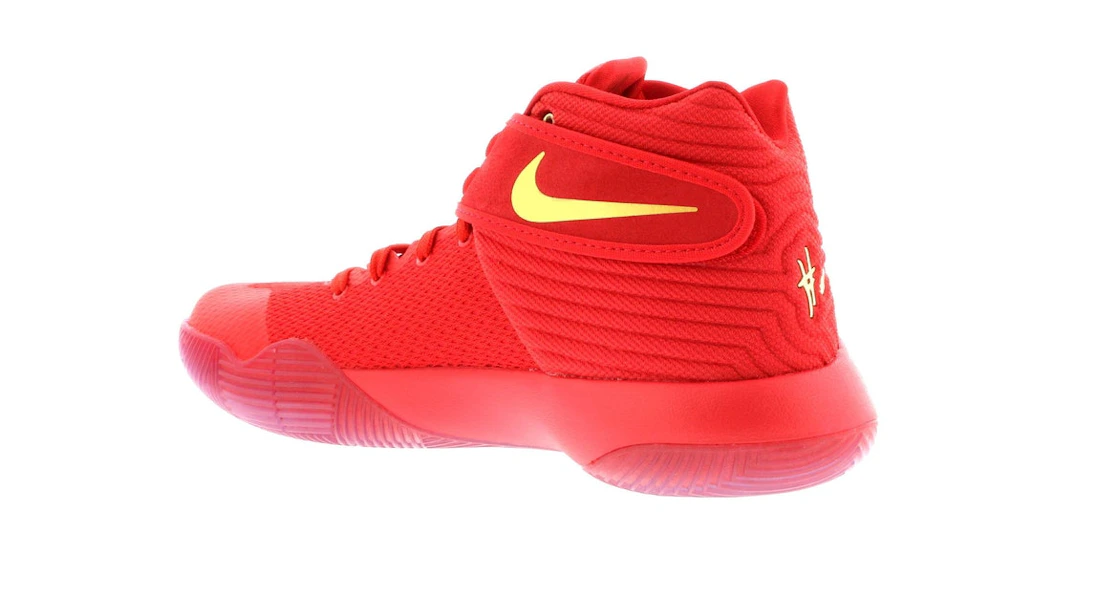 Vue 16 de Nike Kyrie 2 Gold Medal