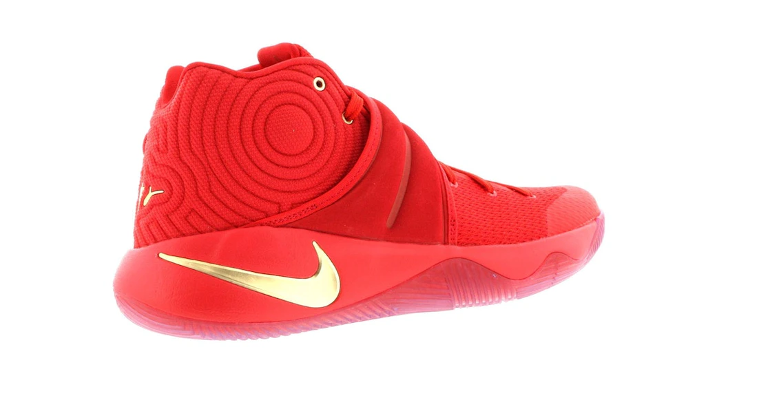 Vue 24 de Nike Kyrie 2 Gold Medal