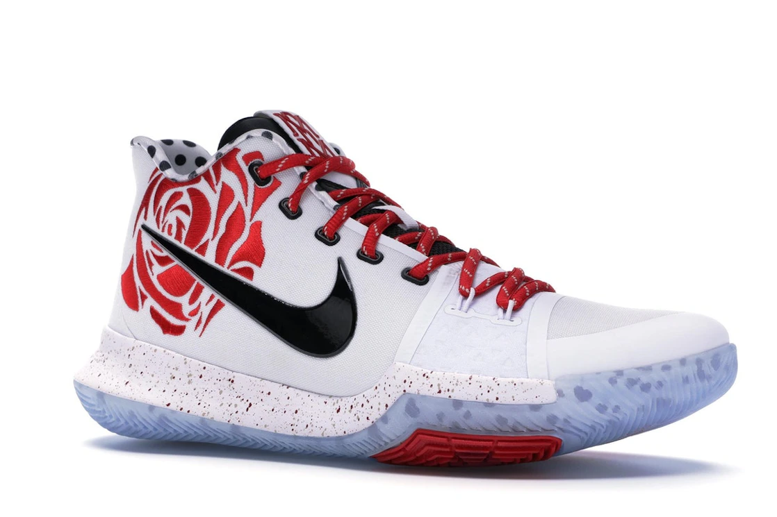 Vue 4 de Nike Kyrie 3 Sneaker Room Mom (Red)