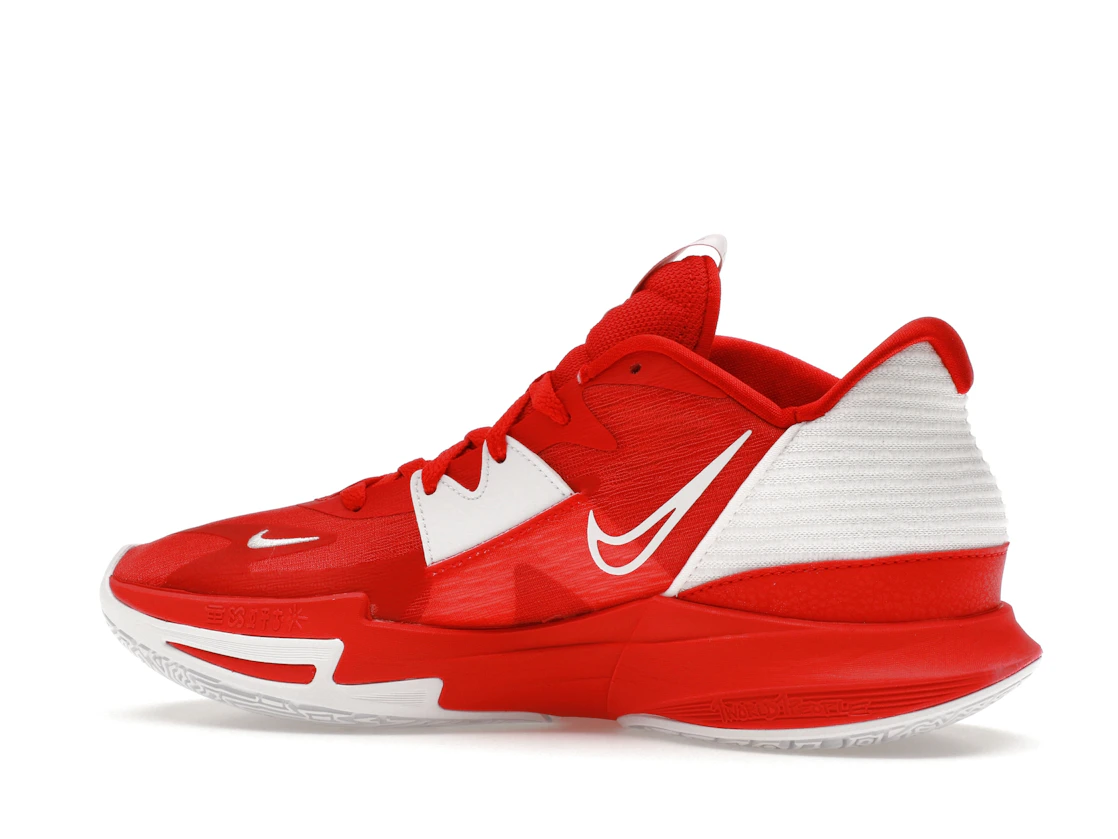 Vue 21 de Nike Kyrie 5 Low TB University Red