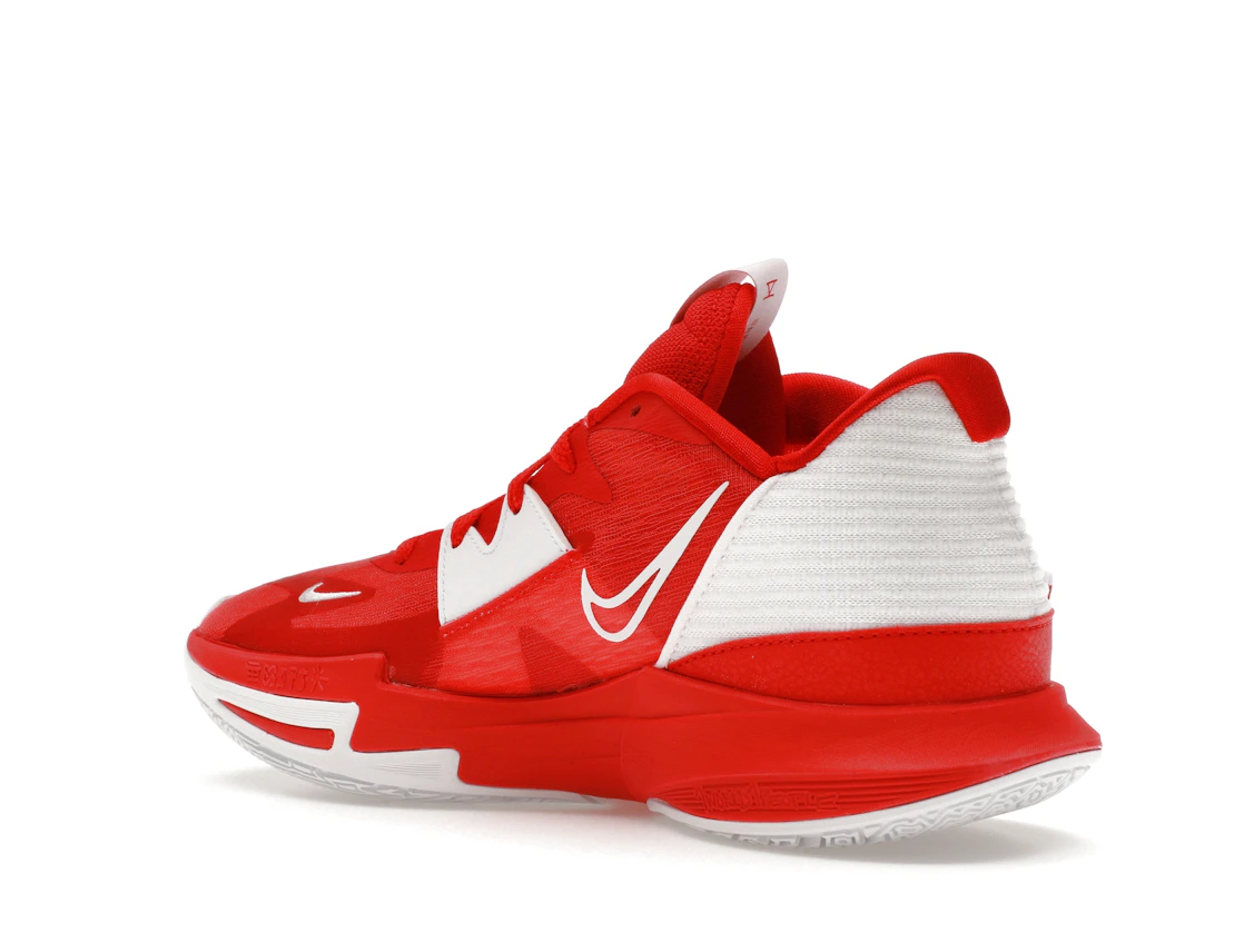 Vue 23 de Nike Kyrie 5 Low TB University Red