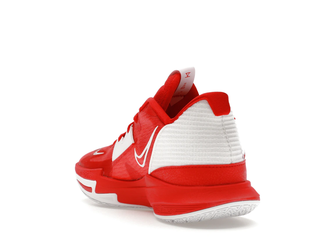 Vue 25 de Nike Kyrie 5 Low TB University Red