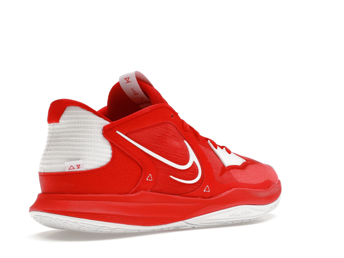 Vue 33 de Nike Kyrie 5 Low TB University Red