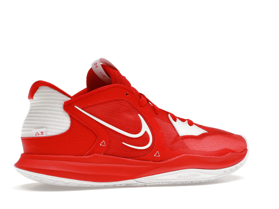 Vue 35 de Nike Kyrie 5 Low TB University Red