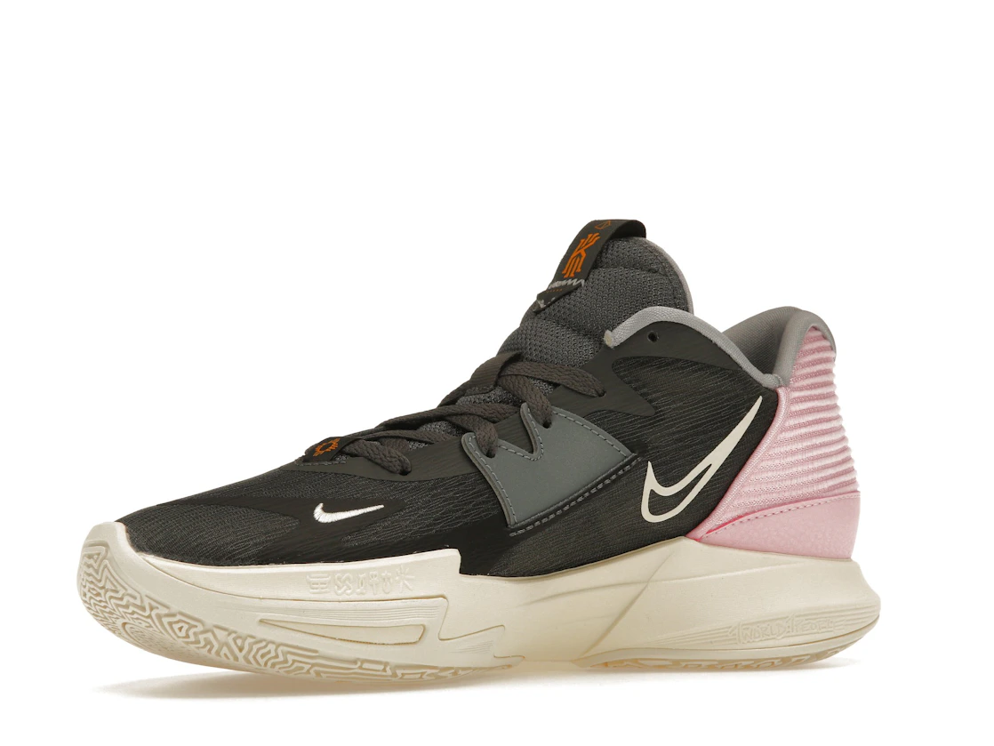 Vue 16 de Nike Kyrie 5 Preservation