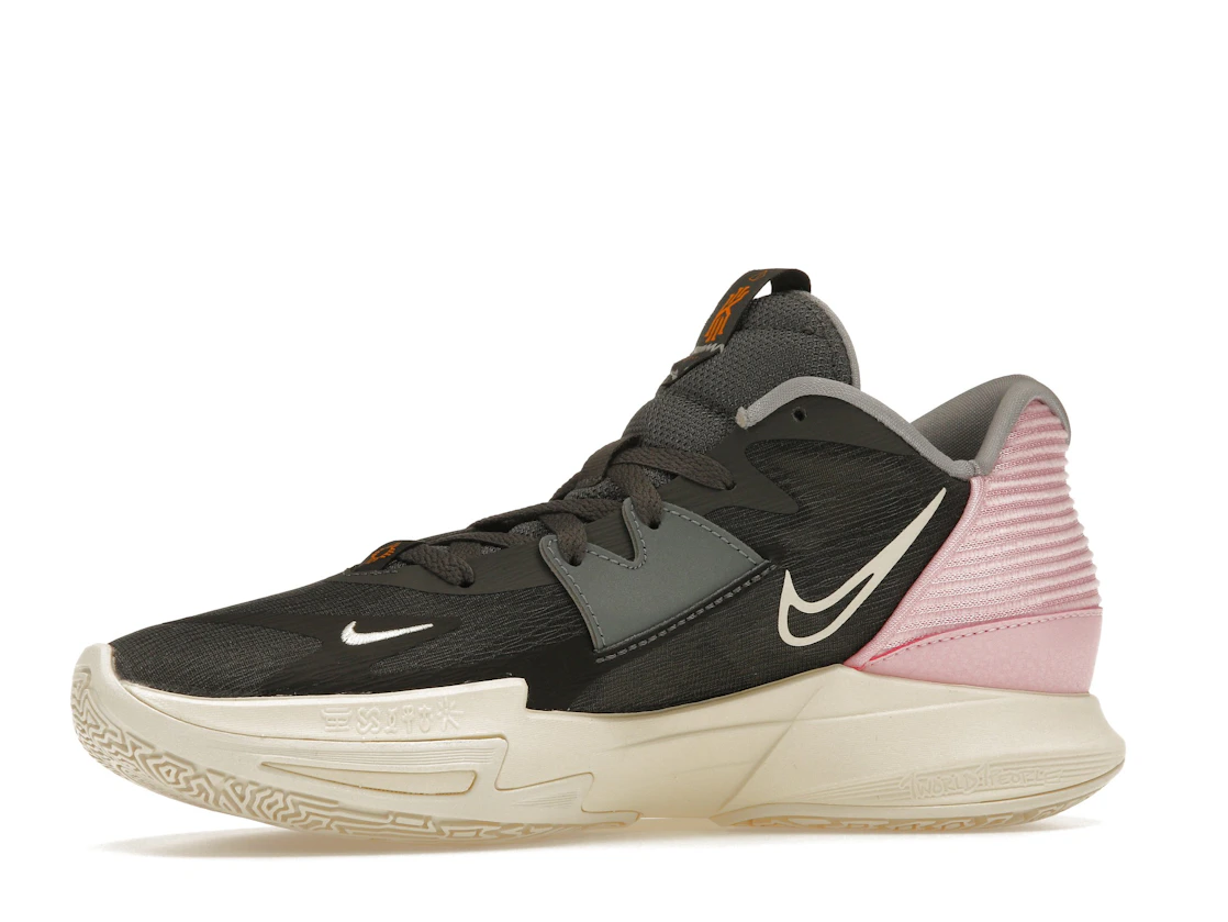 Vue 17 de Nike Kyrie 5 Preservation