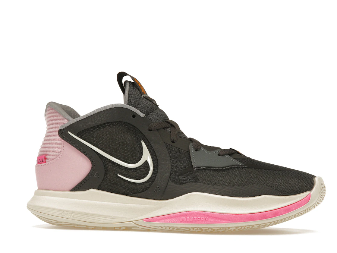 Vue 3 de Nike Kyrie 5 Preservation