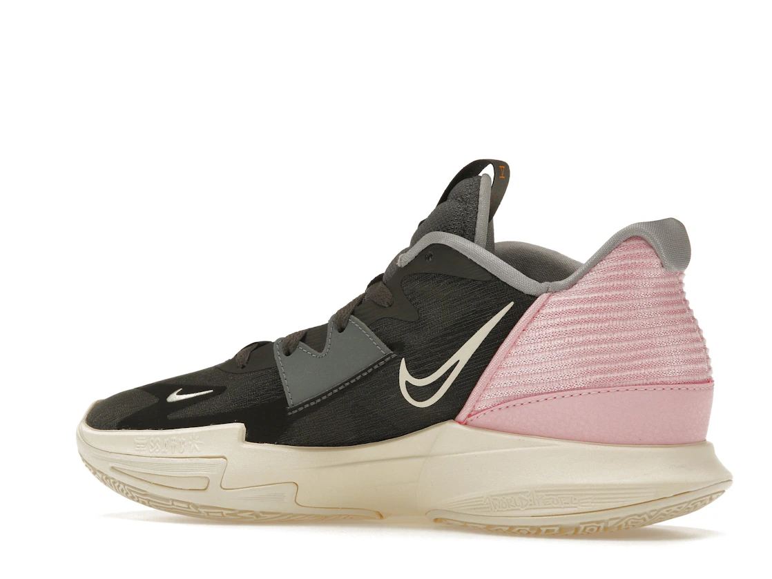 Vue 22 de Nike Kyrie 5 Preservation