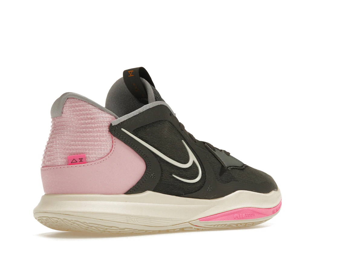 Vue 33 de Nike Kyrie 5 Preservation