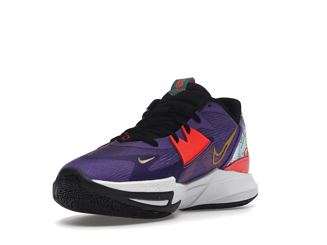 Vue 14 de Nike Kyrie 5 Jewell Loyd Mural