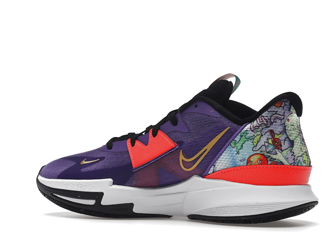 Vue 22 de Nike Kyrie 5 Jewell Loyd Mural