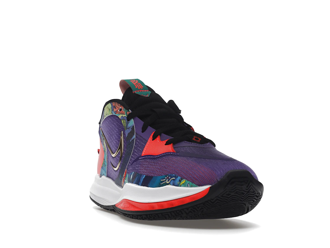 Vue 8 de Nike Kyrie 5 Jewell Loyd Mural