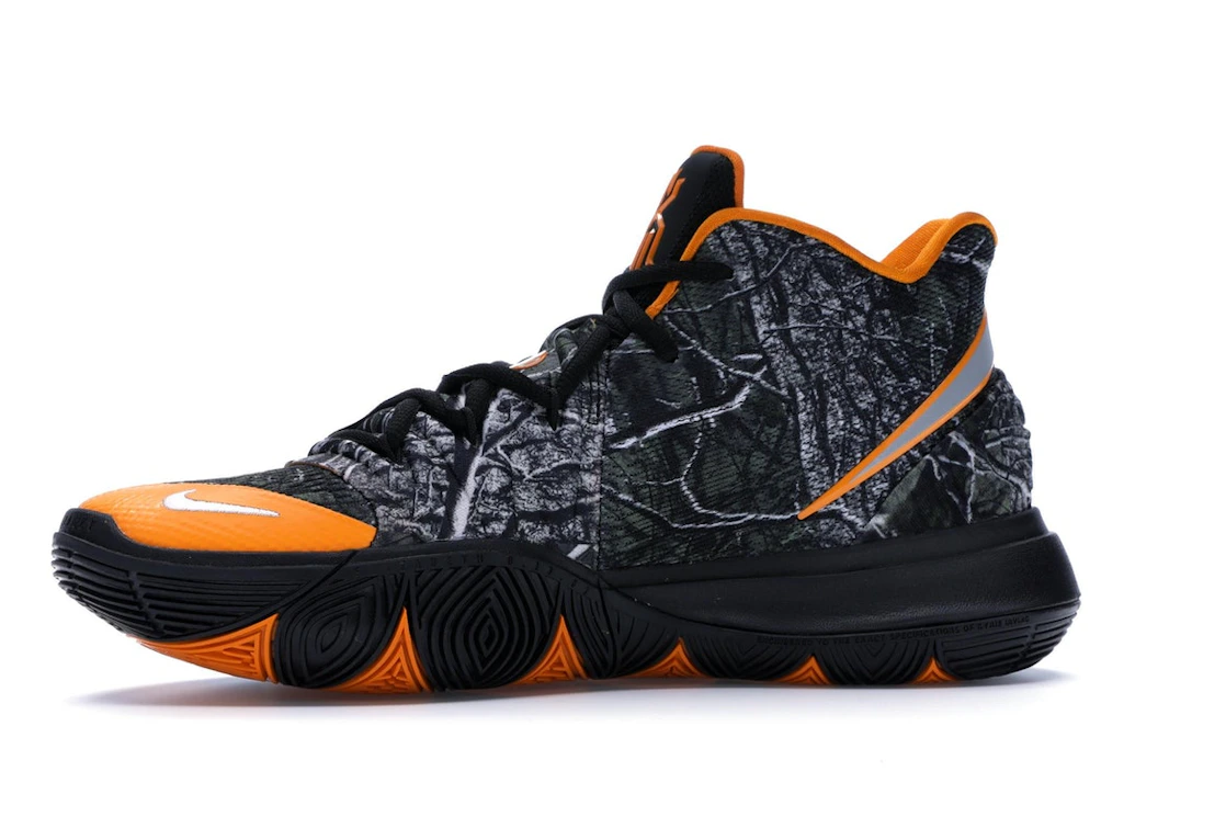 Vue 18 de Nike Kyrie 5 Taco PE