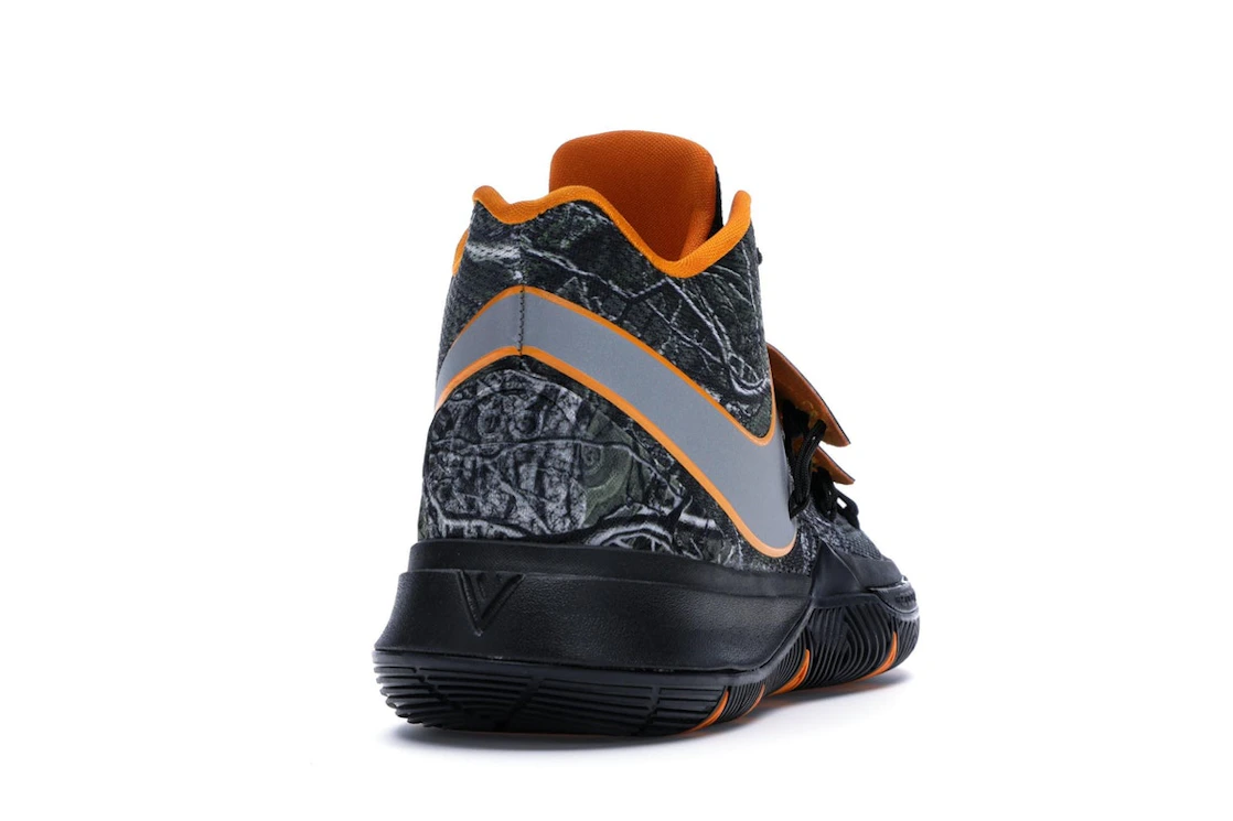 Vue 30 de Nike Kyrie 5 Taco PE