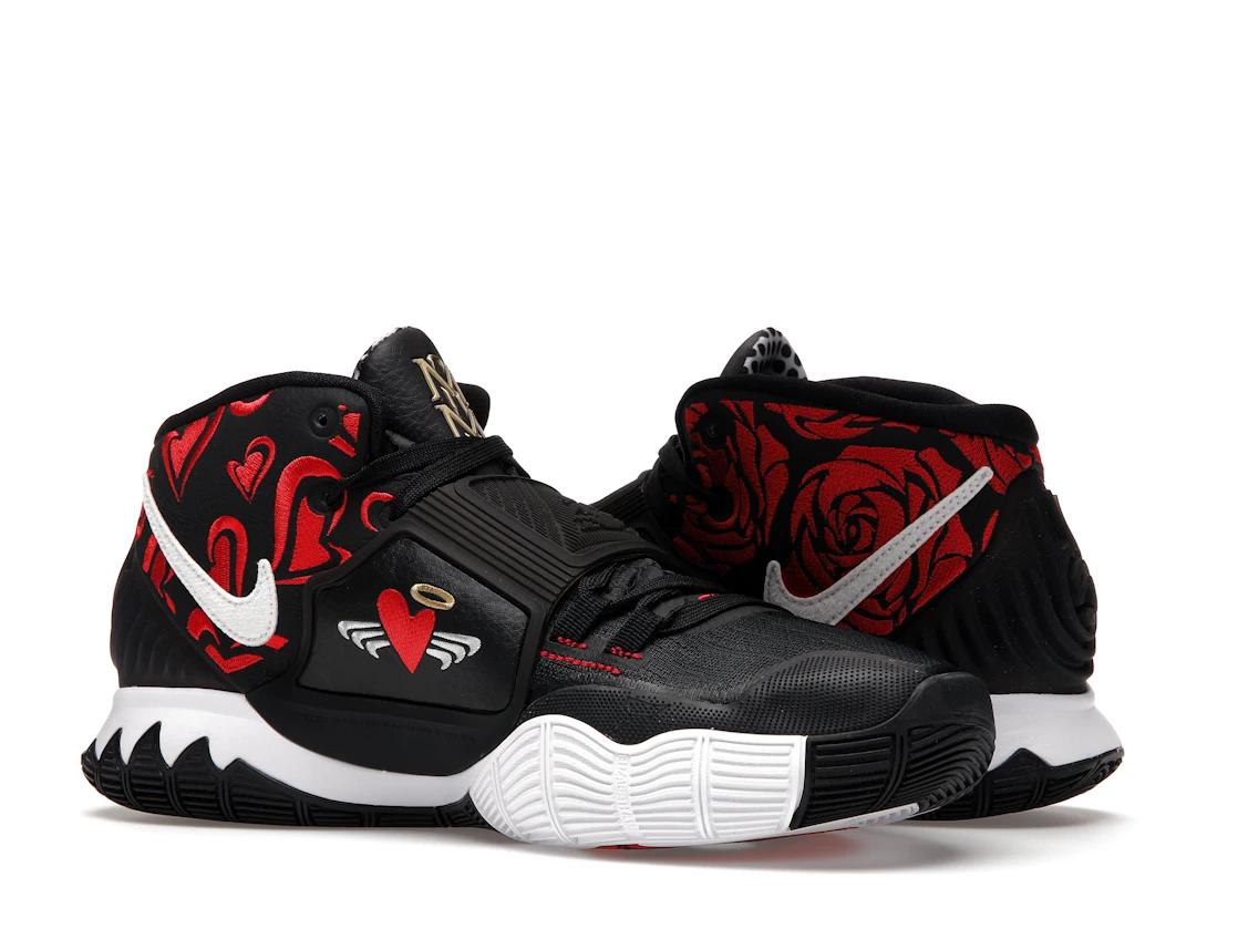 Vue 22 de Nike Kyrie 6 Sneaker Room Mom Black