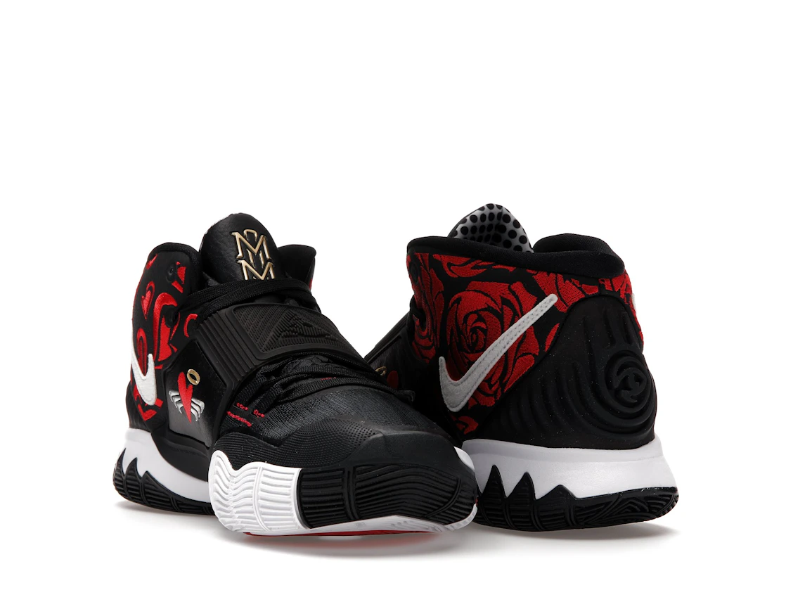 Vue 25 de Nike Kyrie 6 Sneaker Room Mom Black