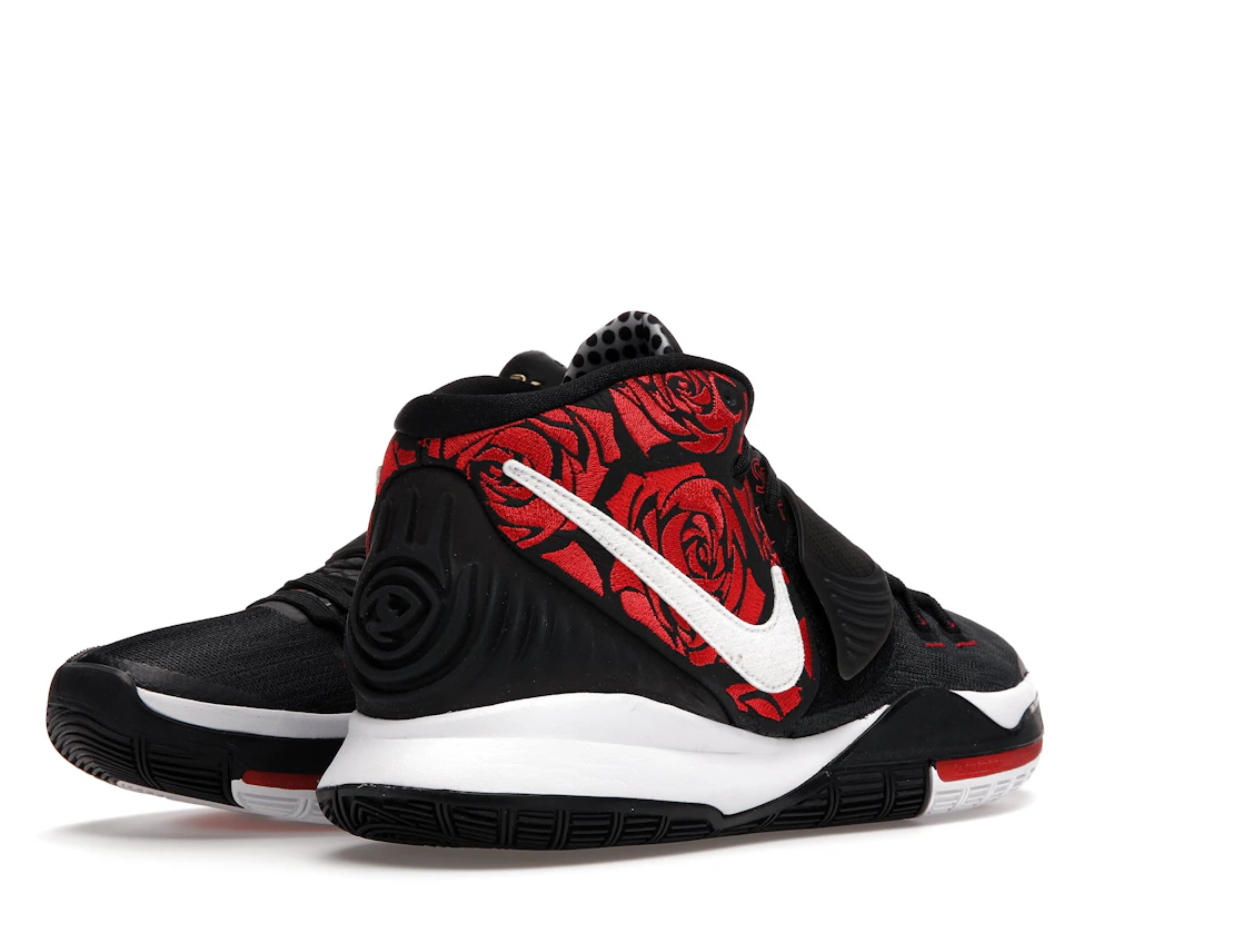 Vue 32 de Nike Kyrie 6 Sneaker Room Mom Black