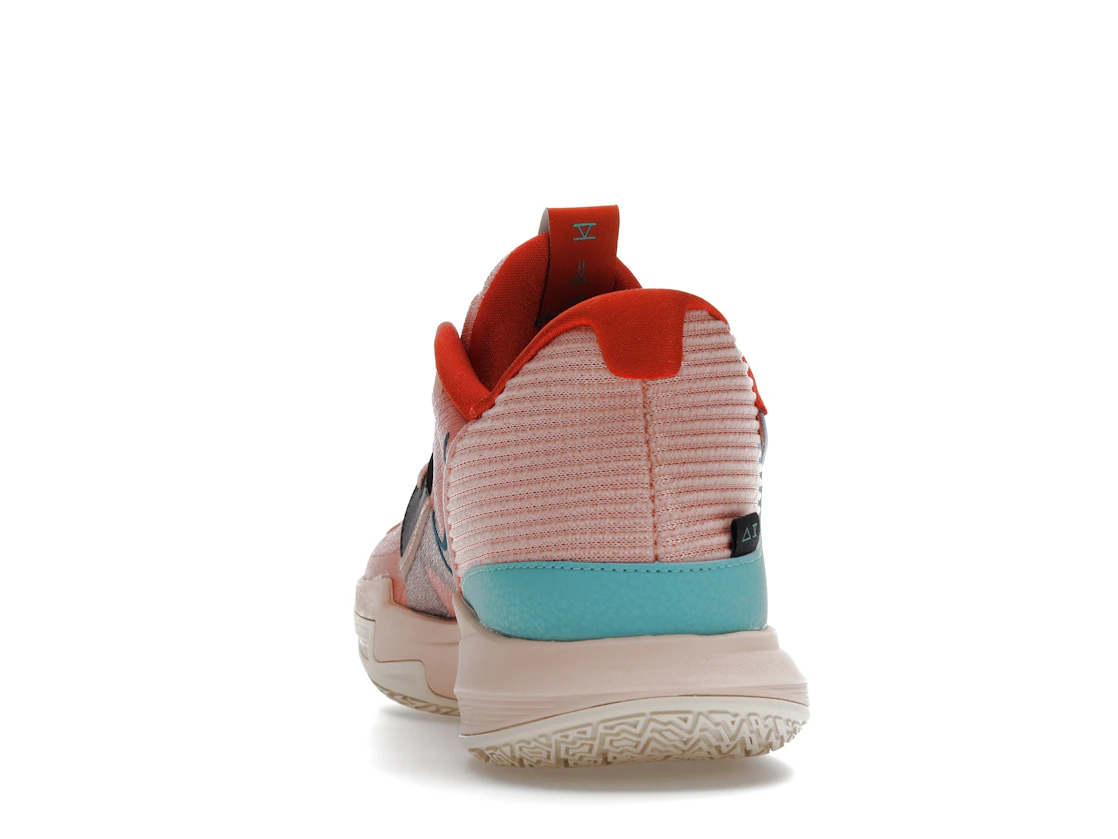 Vue 27 de Nike Kyrie Low 5 Madder Root