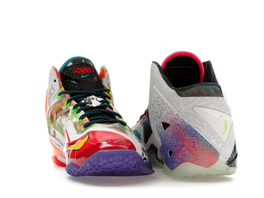 Vue 26 de Nike LeBron 11 What the LeBron