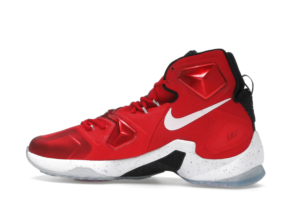 Vue 21 de Nike LeBron 13 Away