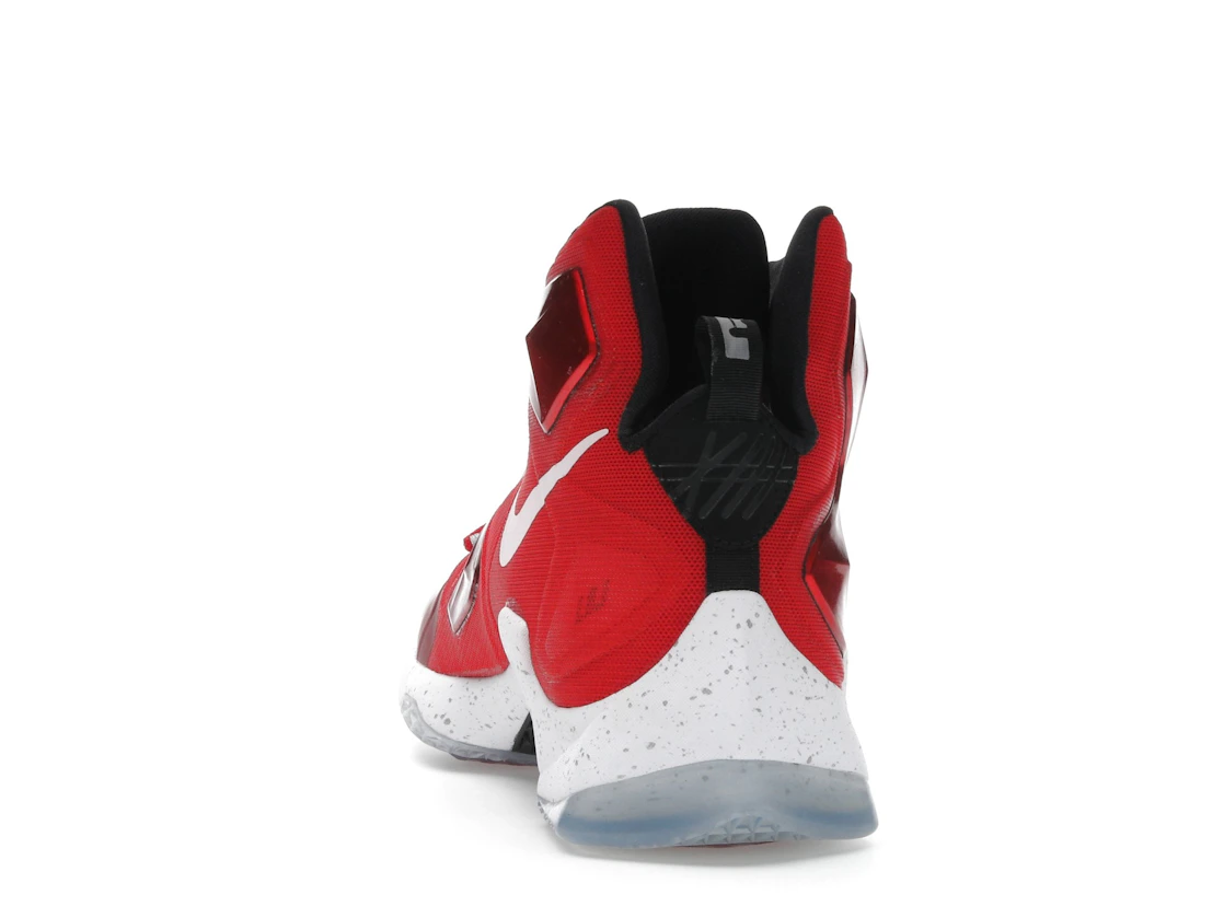 Vue 27 de Nike LeBron 13 Away