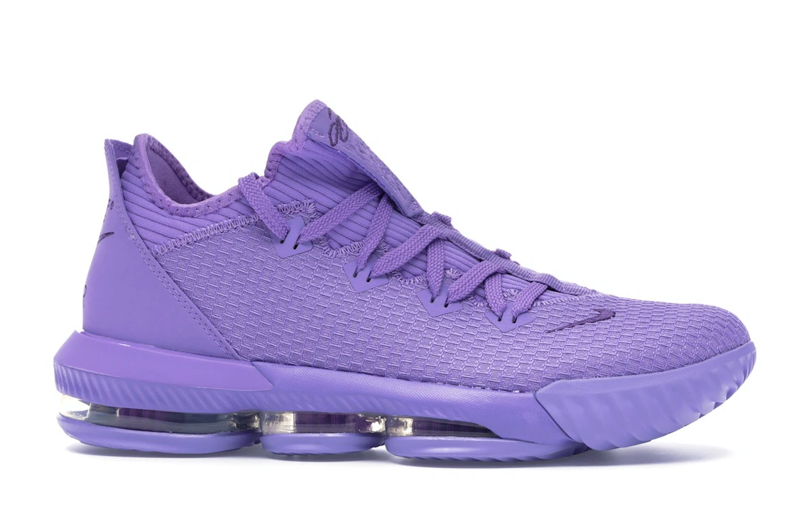 Vue 2 de Nike LeBron 16 Low Atomic Violet