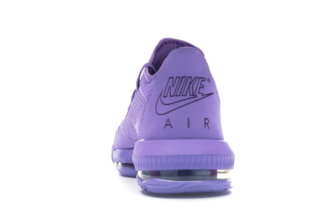 Vue 27 de Nike LeBron 16 Low Atomic Violet