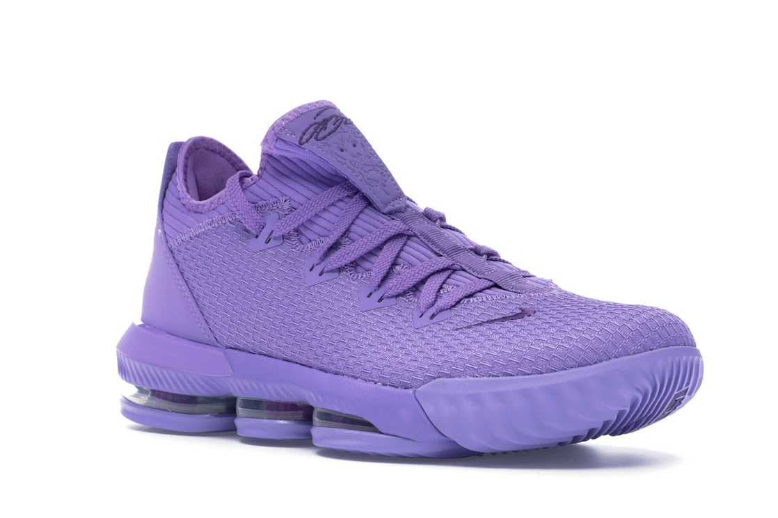 Vue 5 de Nike LeBron 16 Low Atomic Violet