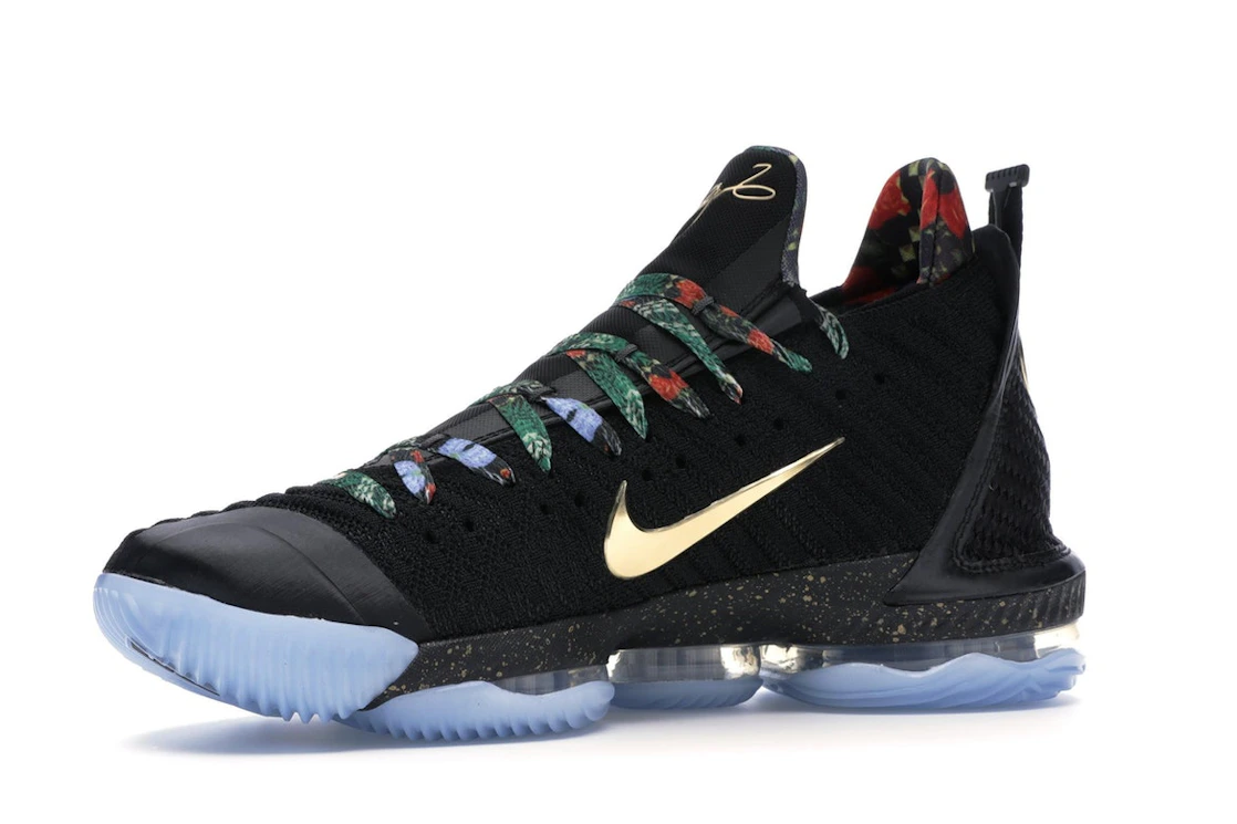 Vue 17 de Nike LeBron 16 Watch the Throne