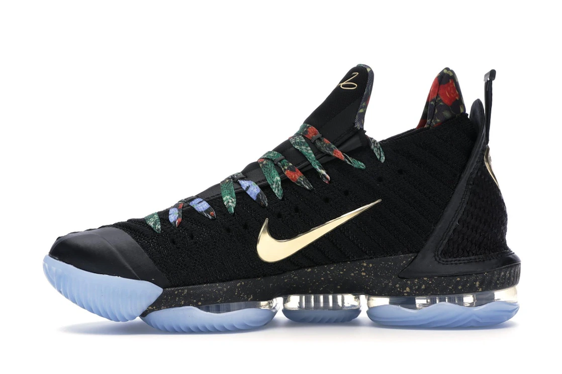 Vue 19 de Nike LeBron 16 Watch the Throne