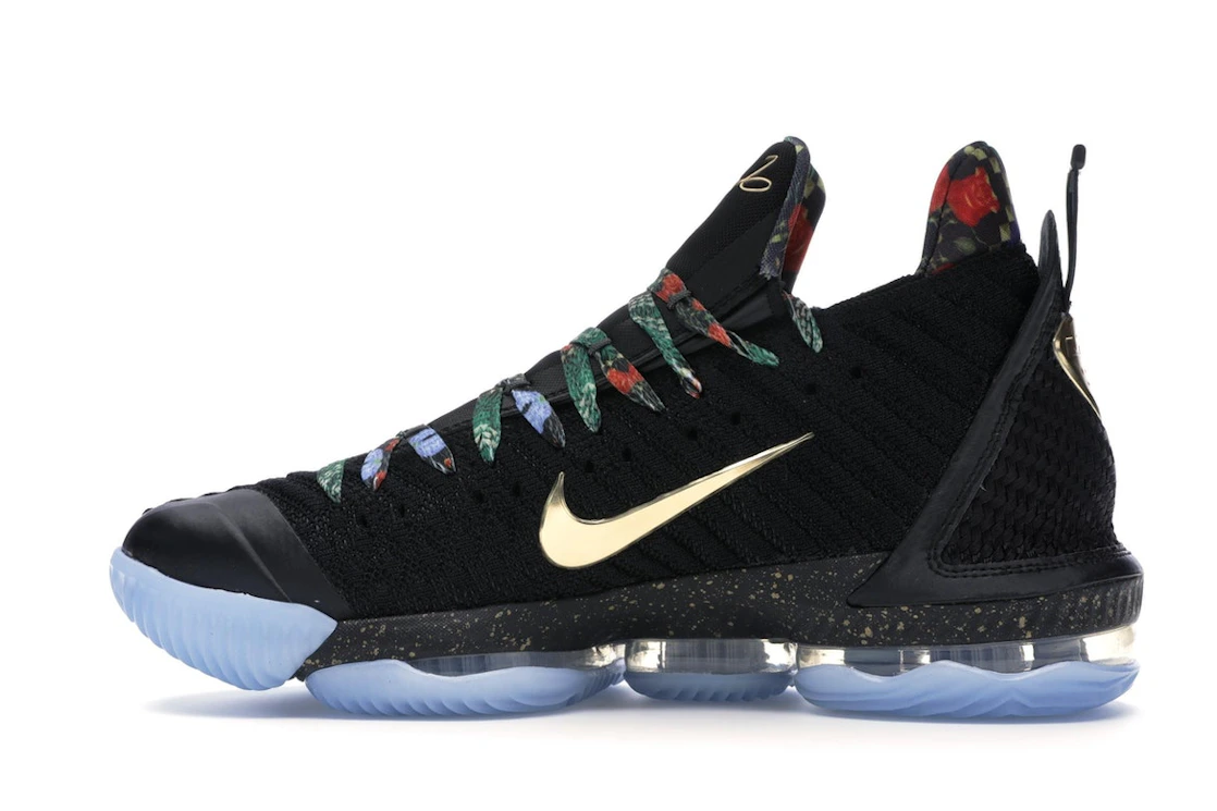 Vue 20 de Nike LeBron 16 Watch the Throne