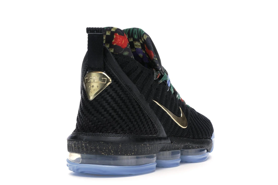 Vue 31 de Nike LeBron 16 Watch the Throne