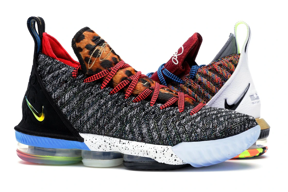 Vue 3 de Nike LeBron 16 What The 1 Thru 5