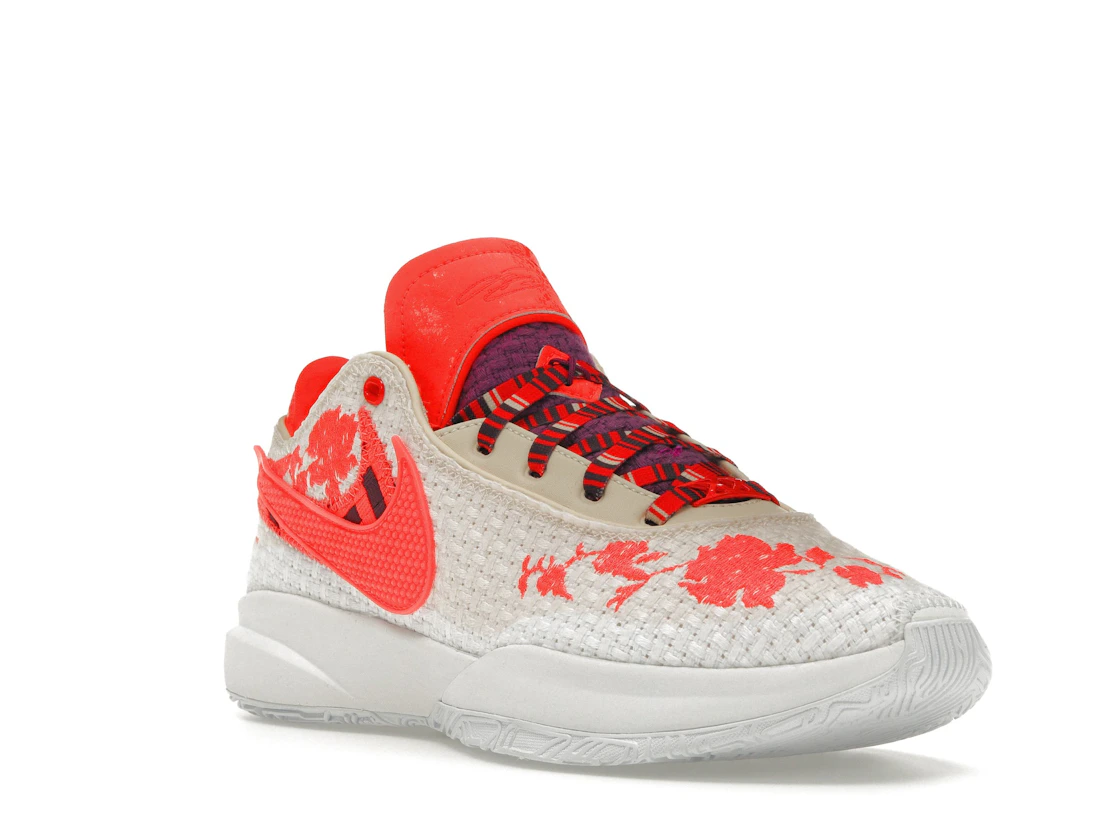 Vue 6 de Nike LeBron 20 PRM Mimi Plange Ceremony