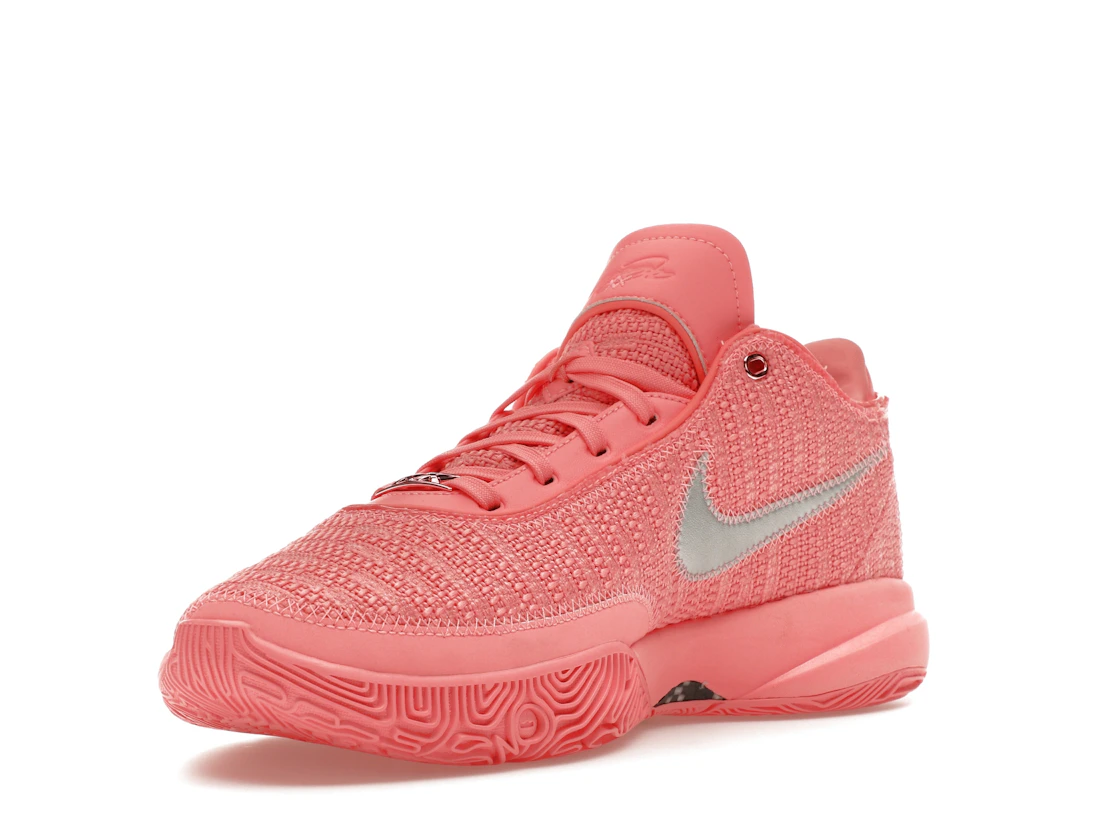 Vue 14 de Nike LeBron 20 Pink Diamond