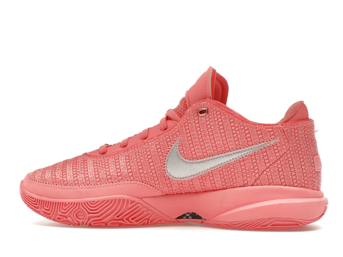 Vue 20 de Nike LeBron 20 Pink Diamond