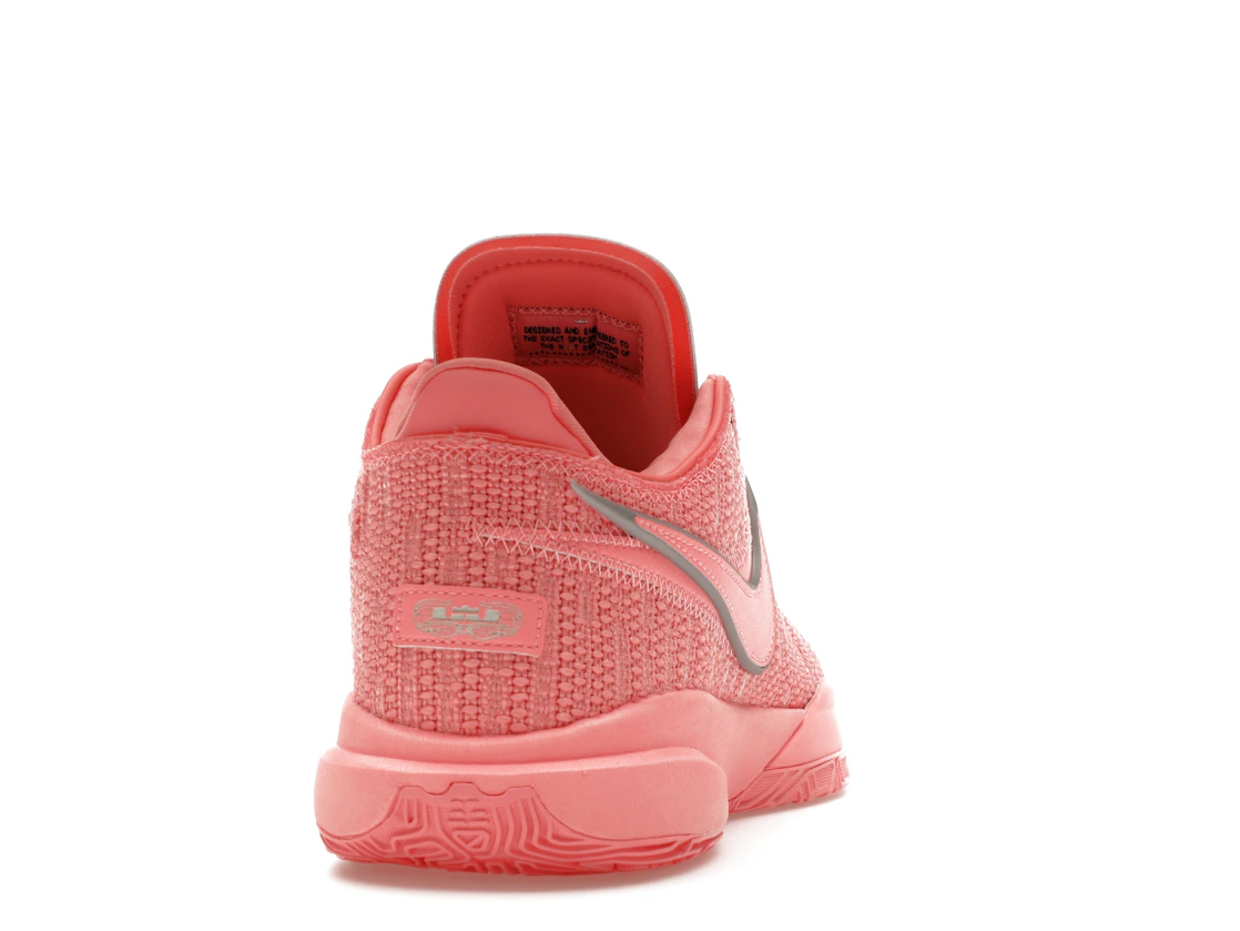 Vue 29 de Nike LeBron 20 Pink Diamond