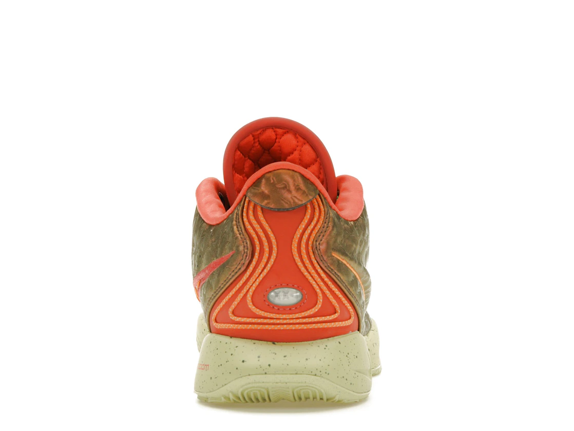 Vue 28 de Nike LeBron 21 Queen Conch