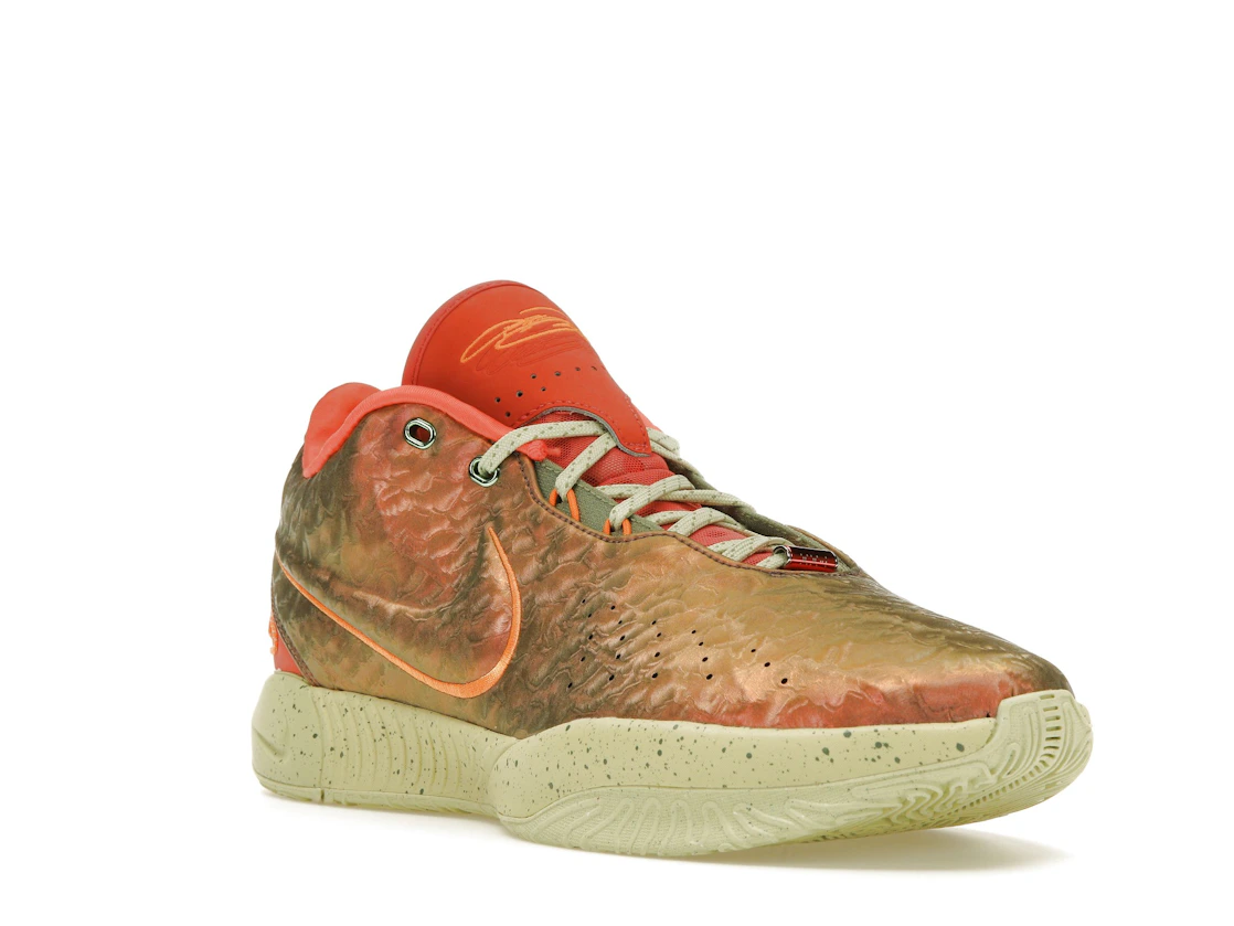 Vue 6 de Nike LeBron 21 Queen Conch