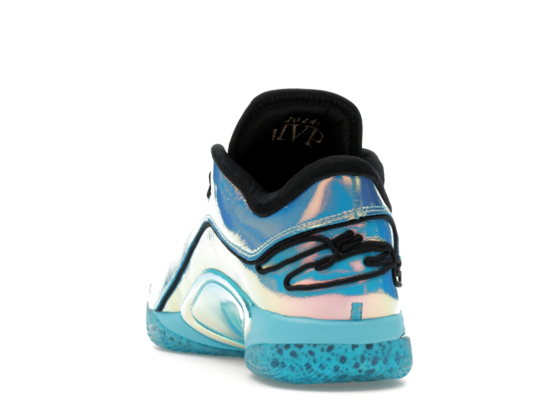 Vue 26 de Nike LeBron 22 Immortalized Pack Blue Fury